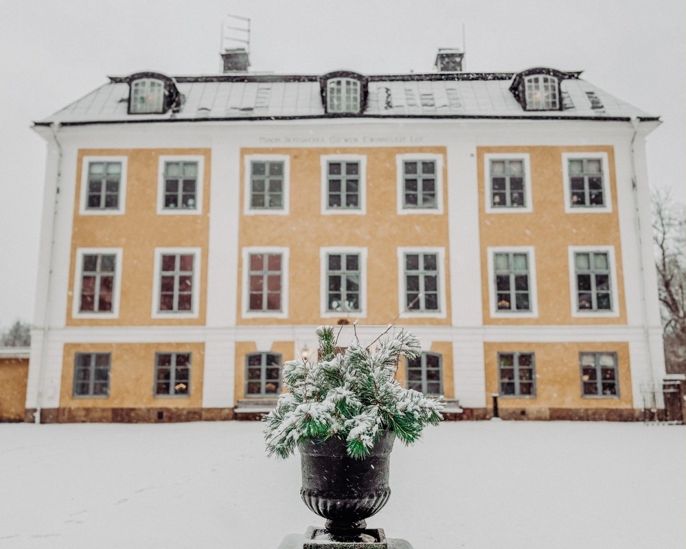 Schenströmska Herrgården i snö